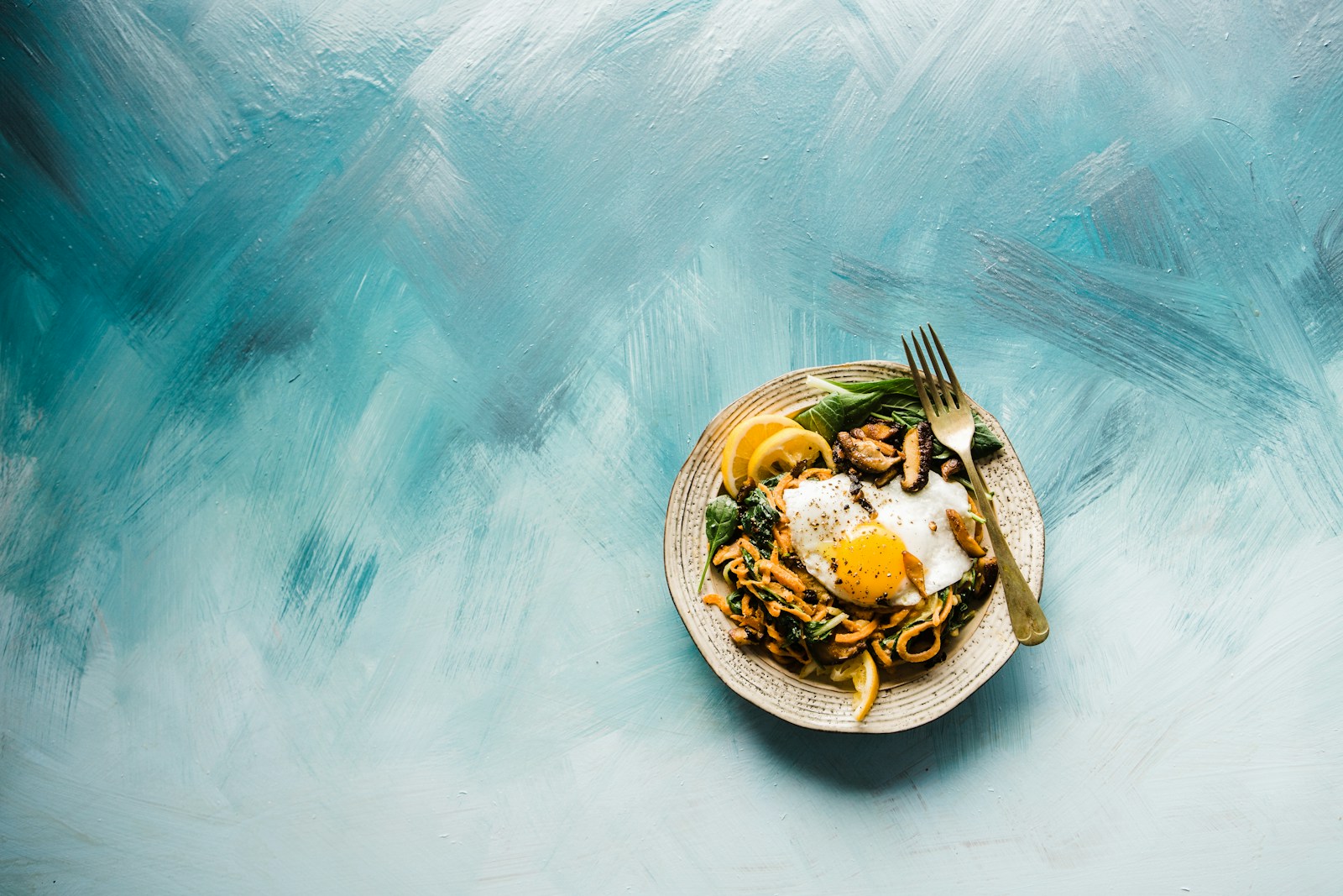 Indonesian meal setting used as an illustrative image for a Bebek Tepi Sawah Ubud guide